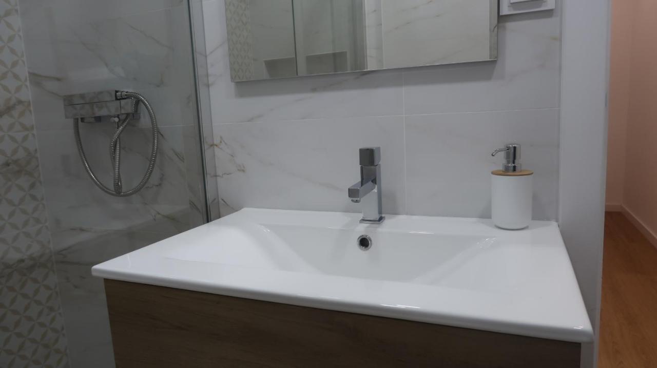 Apartamento Renovado No Centro Da Cidade - Casa4 科英布拉 外观 照片